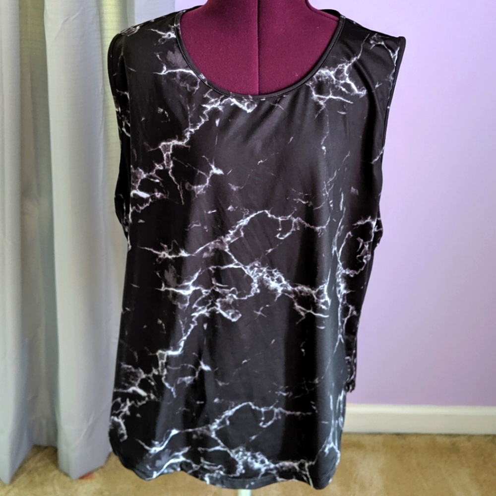 BuffBunny Athletic Tank XL
